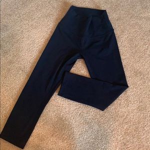 LuluLemon Wonder Under Full On Luxtreme 21” (Navy)